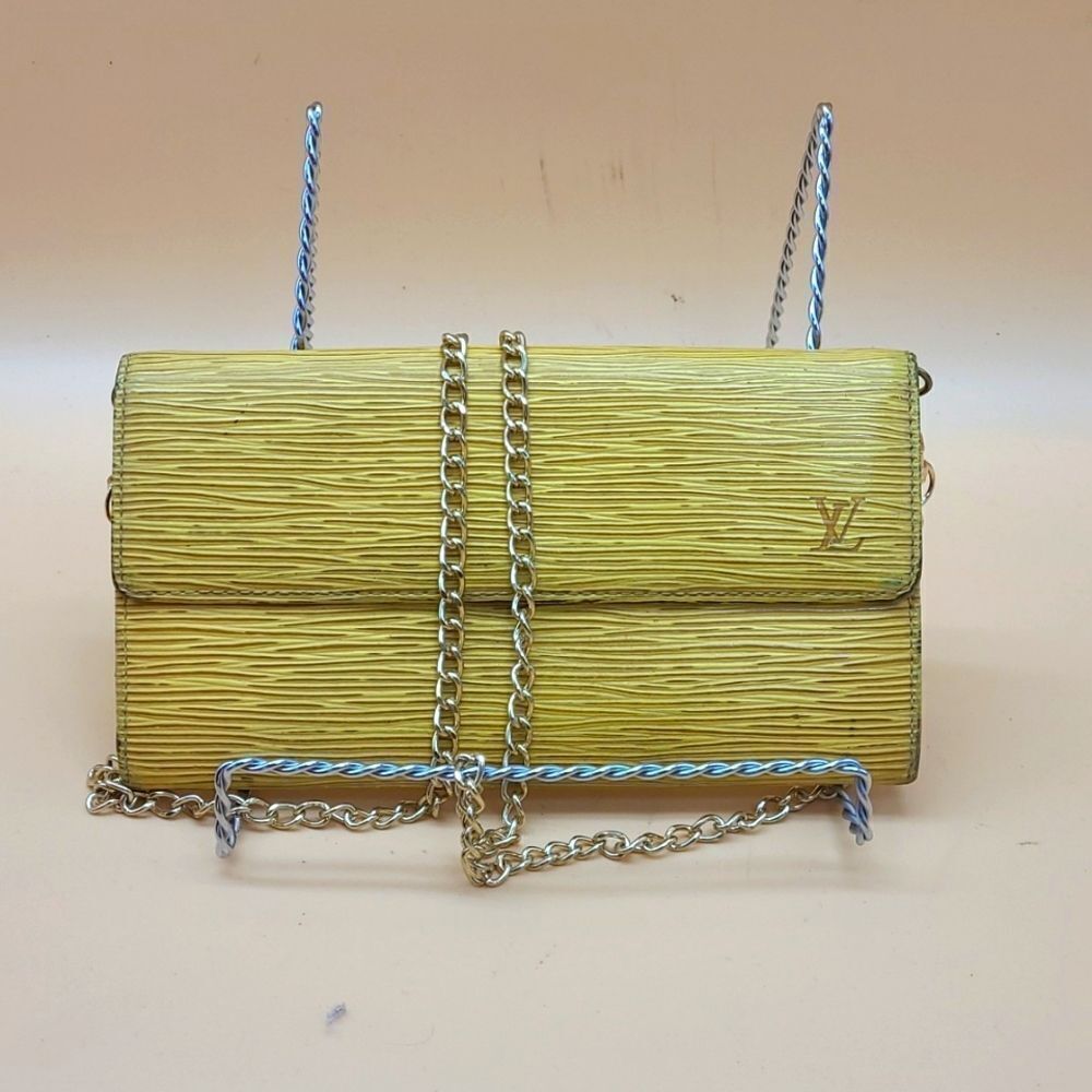 Authentic Louis Vuitton Epi Wallet on Chain